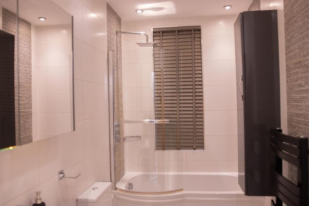 Oikoshomes Three Bedroom Flat In Londyn Zewnętrze zdjęcie