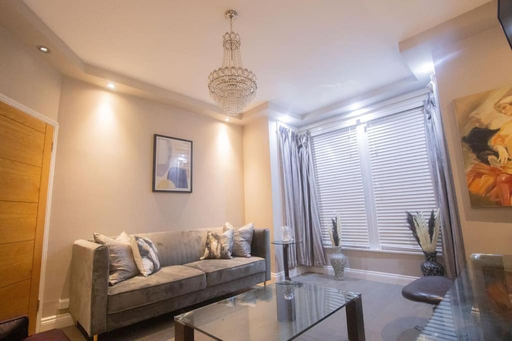 Oikoshomes Three Bedroom Flat In Londyn Zewnętrze zdjęcie