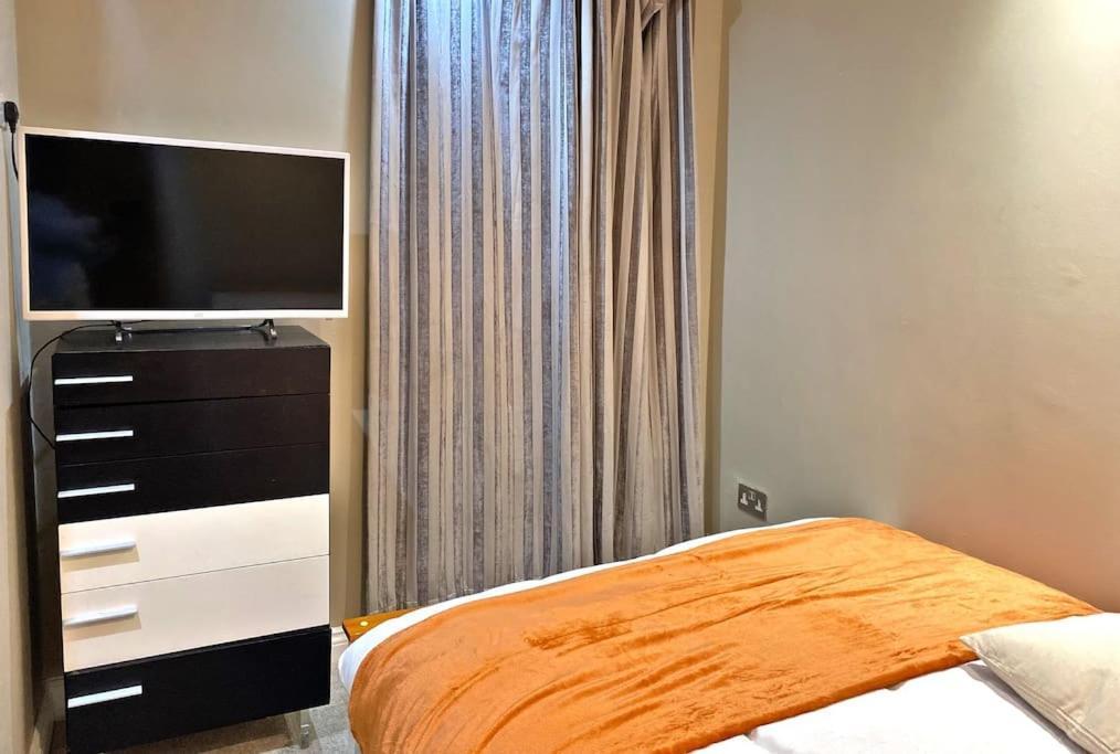 Oikoshomes Three Bedroom Flat In Londyn Zewnętrze zdjęcie