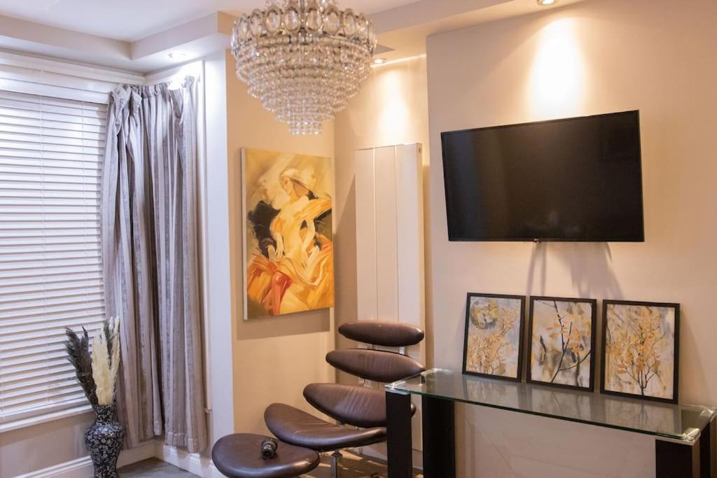 Oikoshomes Three Bedroom Flat In Londyn Zewnętrze zdjęcie
